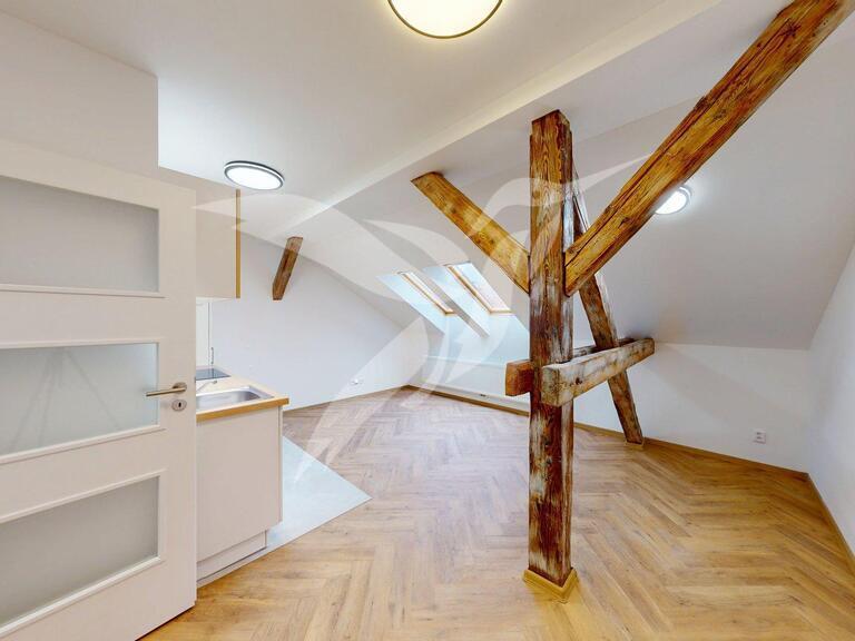 Pronájem bytu 2+kk 60 m2