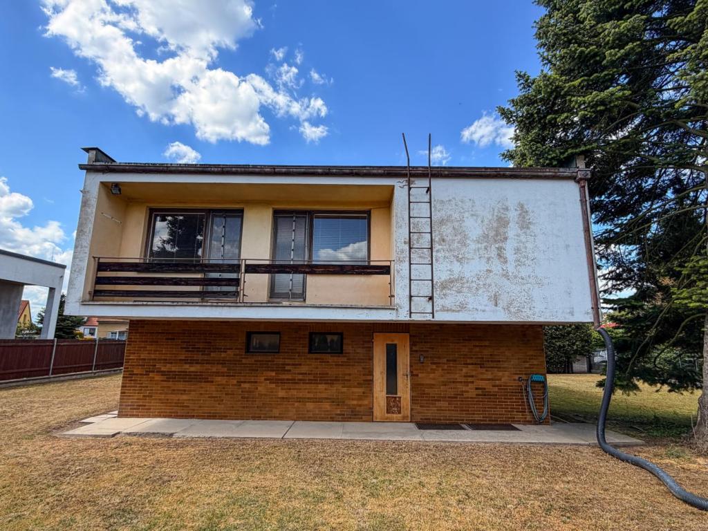 Listing 2