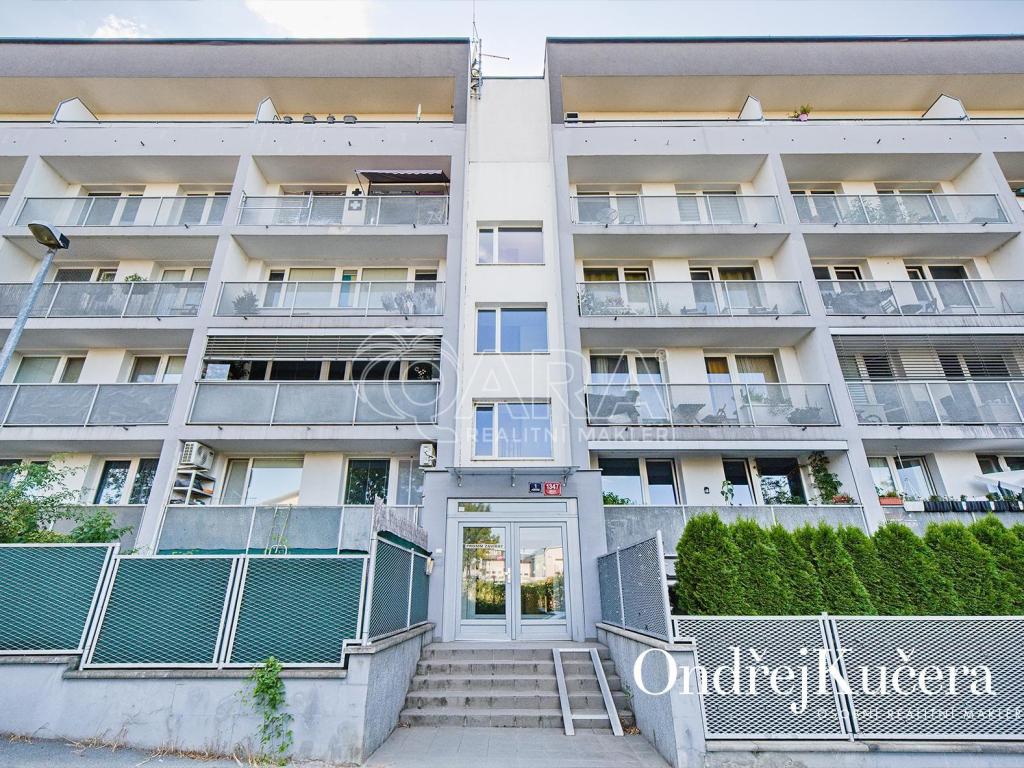 Prodej bytu 3+kk 75 m2, Praha – náhled fotky 30