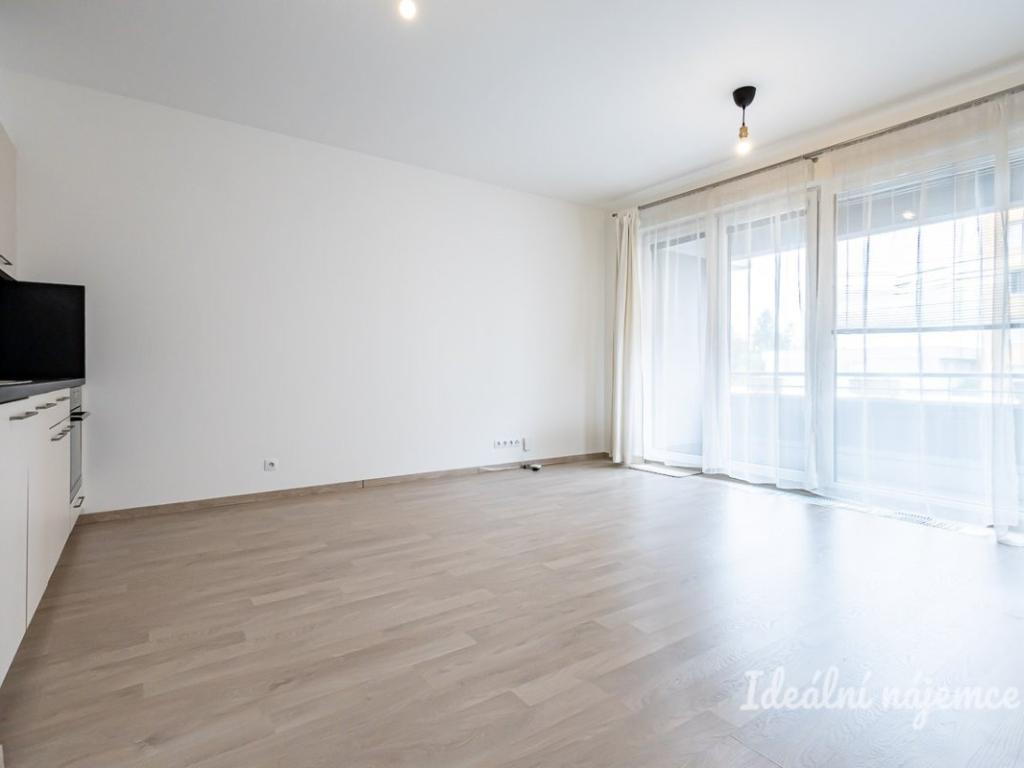 Pronájem bytu 1+kk 35 m2