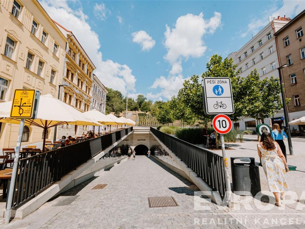 Pronájem bytu 2+1 67 m2