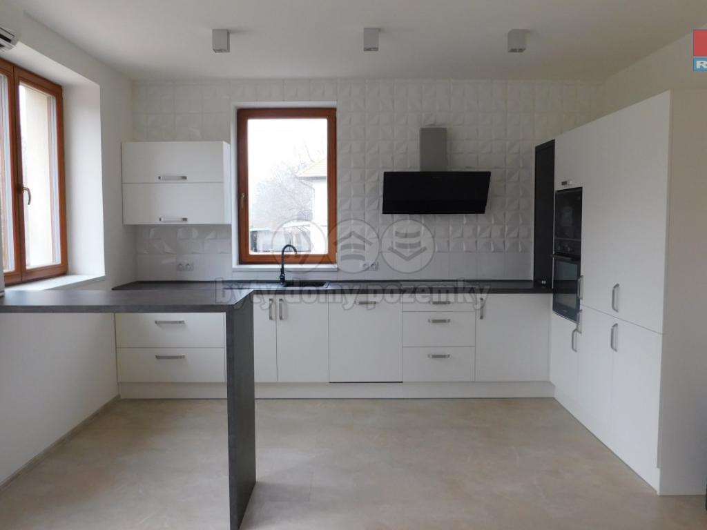 Pronajem bytu dům 208 m2