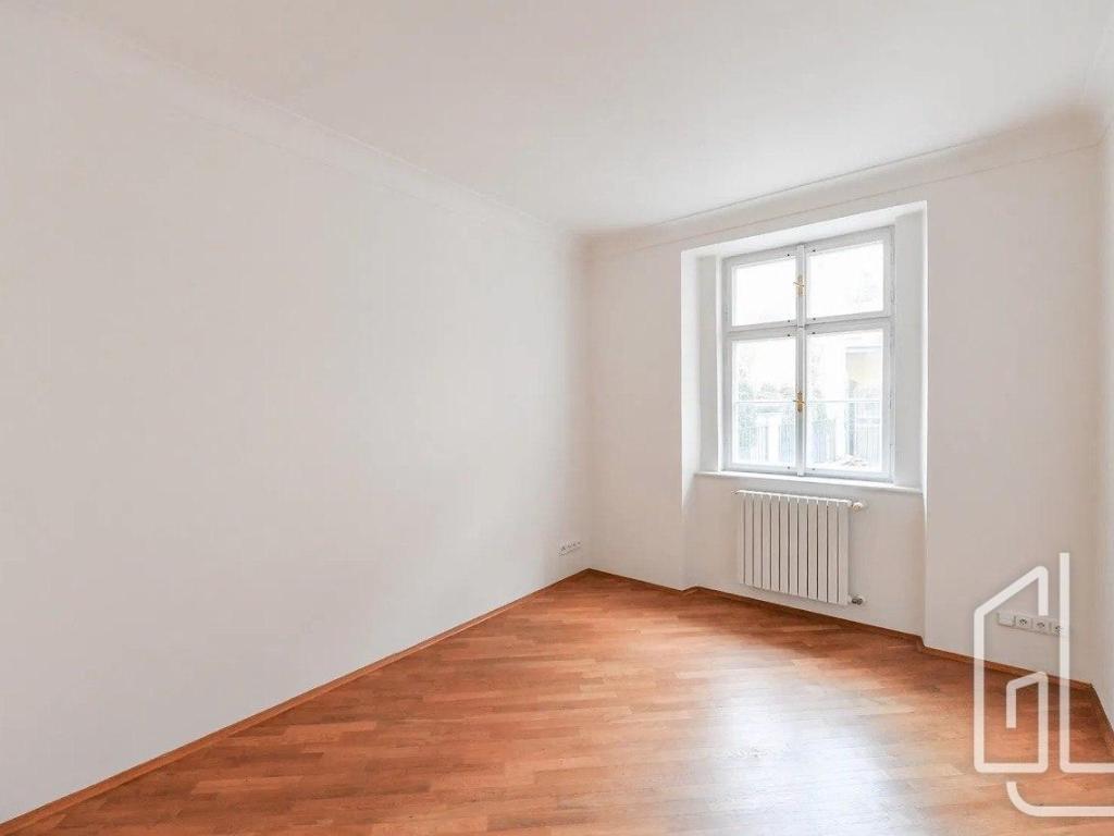 Pronájem bytu 4+1 178 m2, Praha – náhled fotky 10