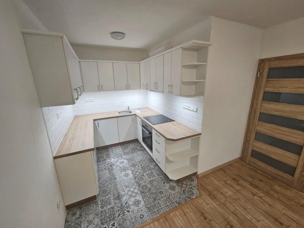 Pronájem bytu 2+kk 42 m2