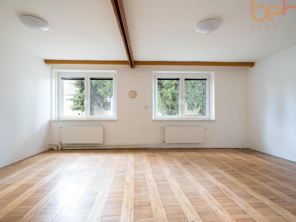 Pronájem bytu 3+1 82 m2