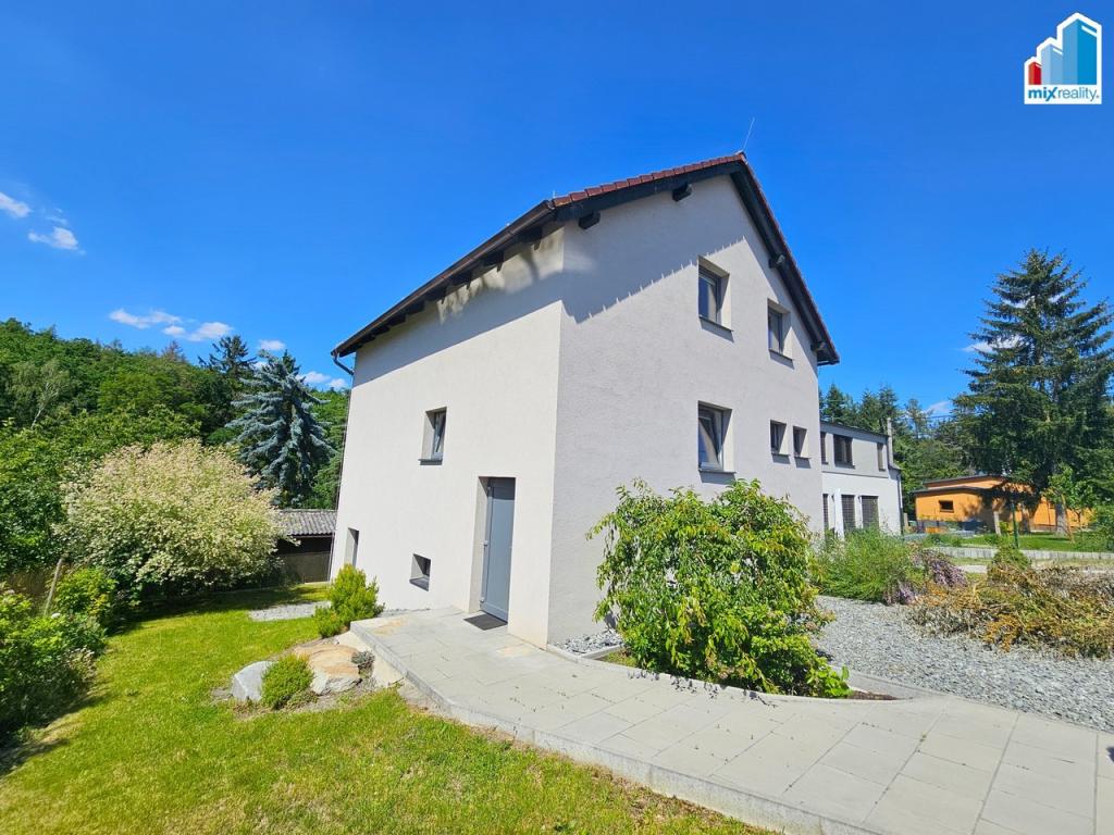 House for sale · 175 m² · Plzeň — 430 875 €