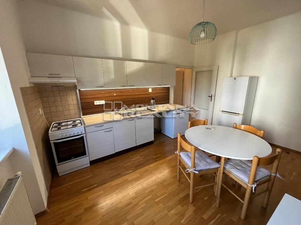 Pronájem bytu 2+1 74 m2