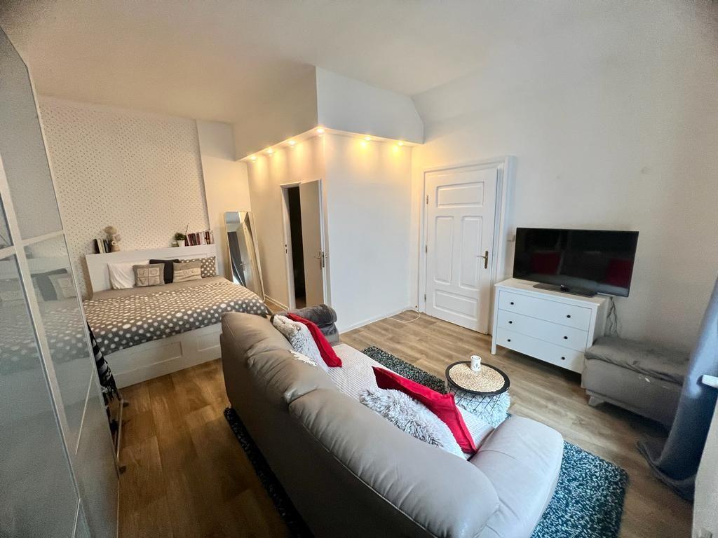 Pronájem bytu 1+1 38 m2