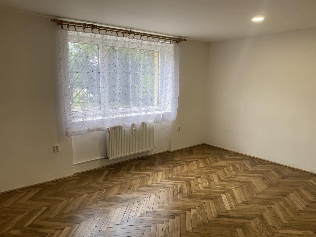 Pronájem bytu 1+1 35 m2