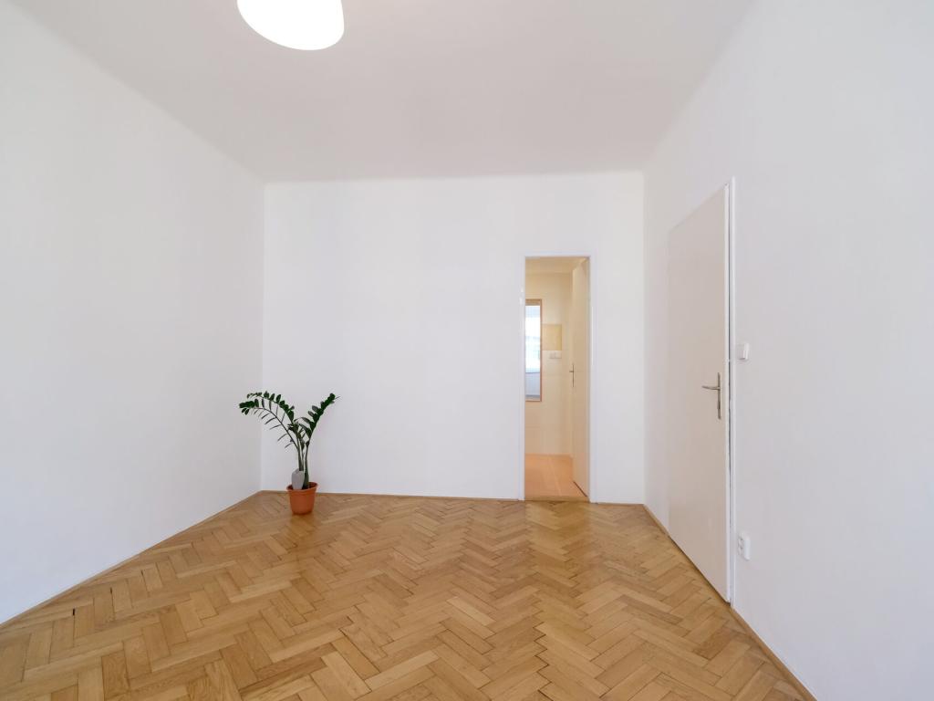 Pronájem bytu 2+1 72 m2