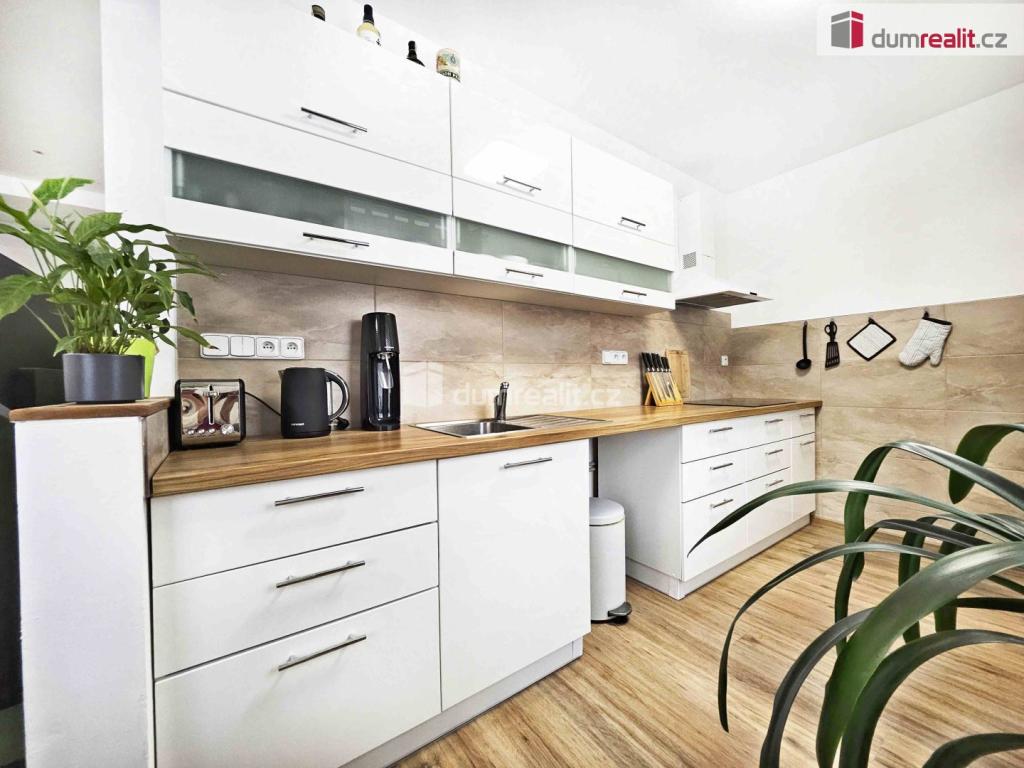 Pronájem bytu 2+1 54 m2