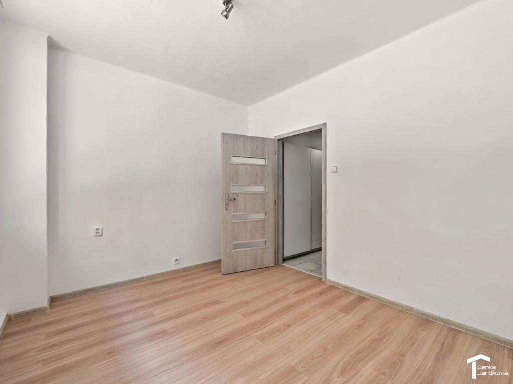 Prodej bytu 3+1 74 m2, Pardubice – náhled fotky 12