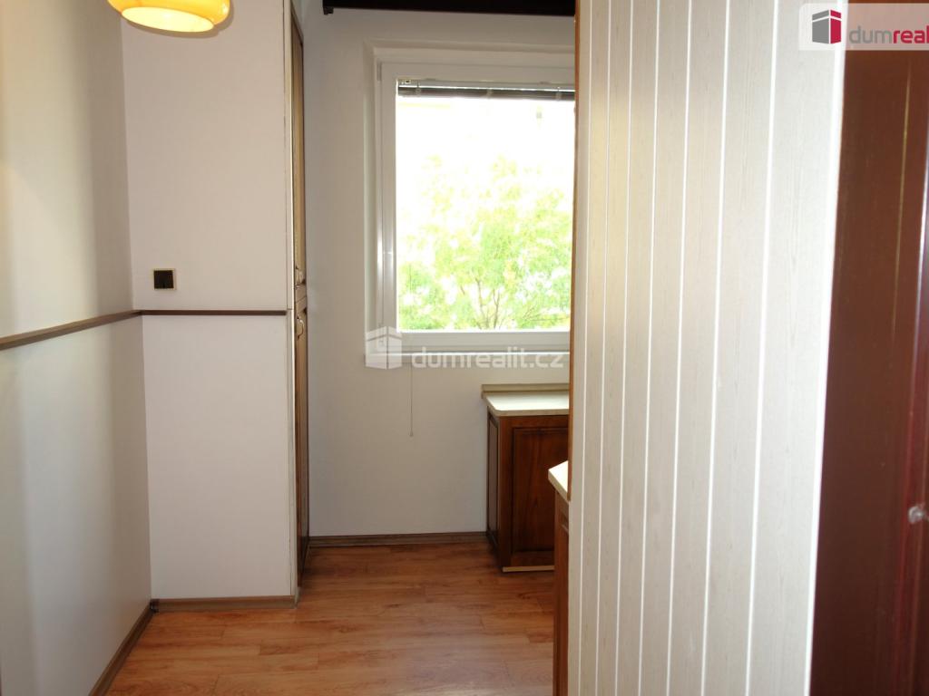 Prodej bytu 3+1 74 m2, Rousínov – náhled fotky 6