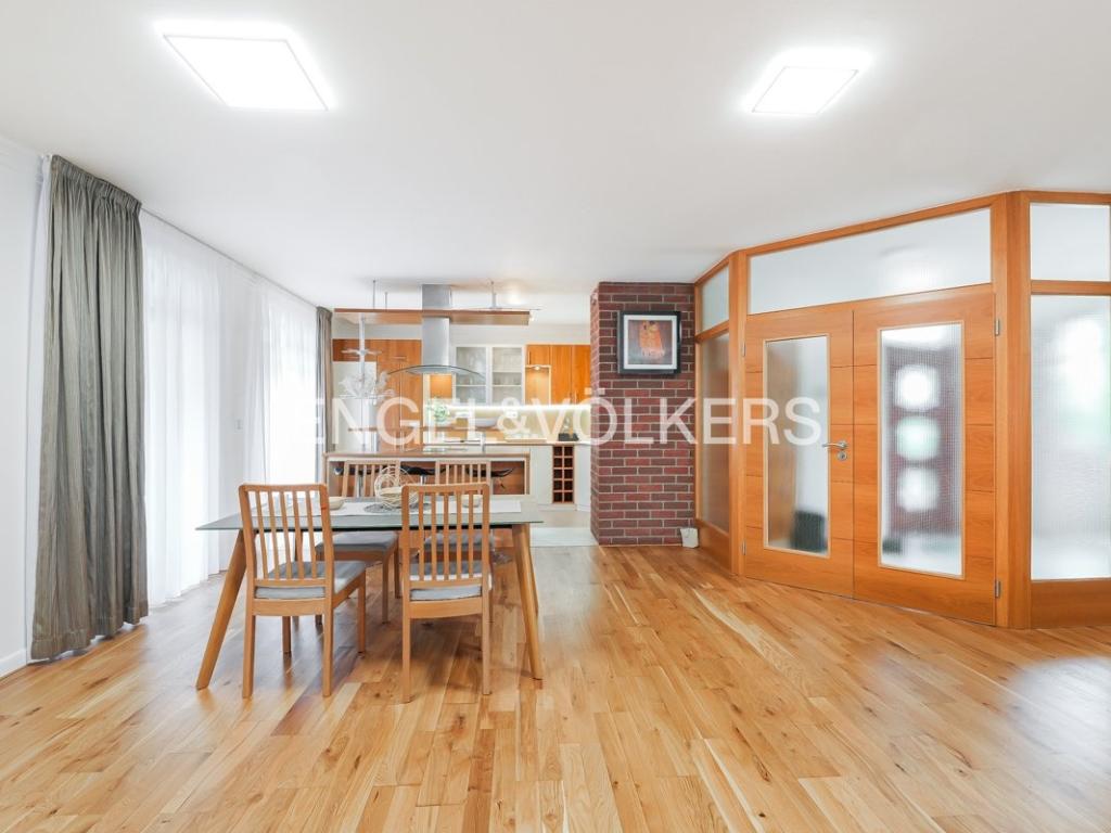Pronájem domu 351 m2