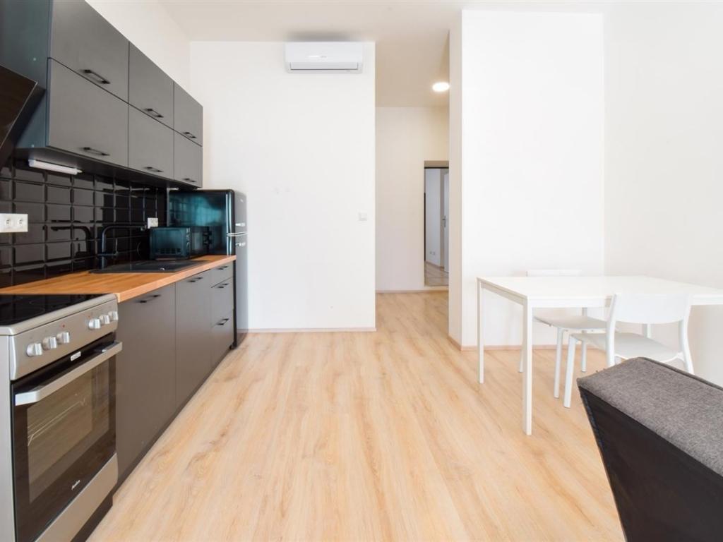Pronájem bytu 2+kk 54 m2