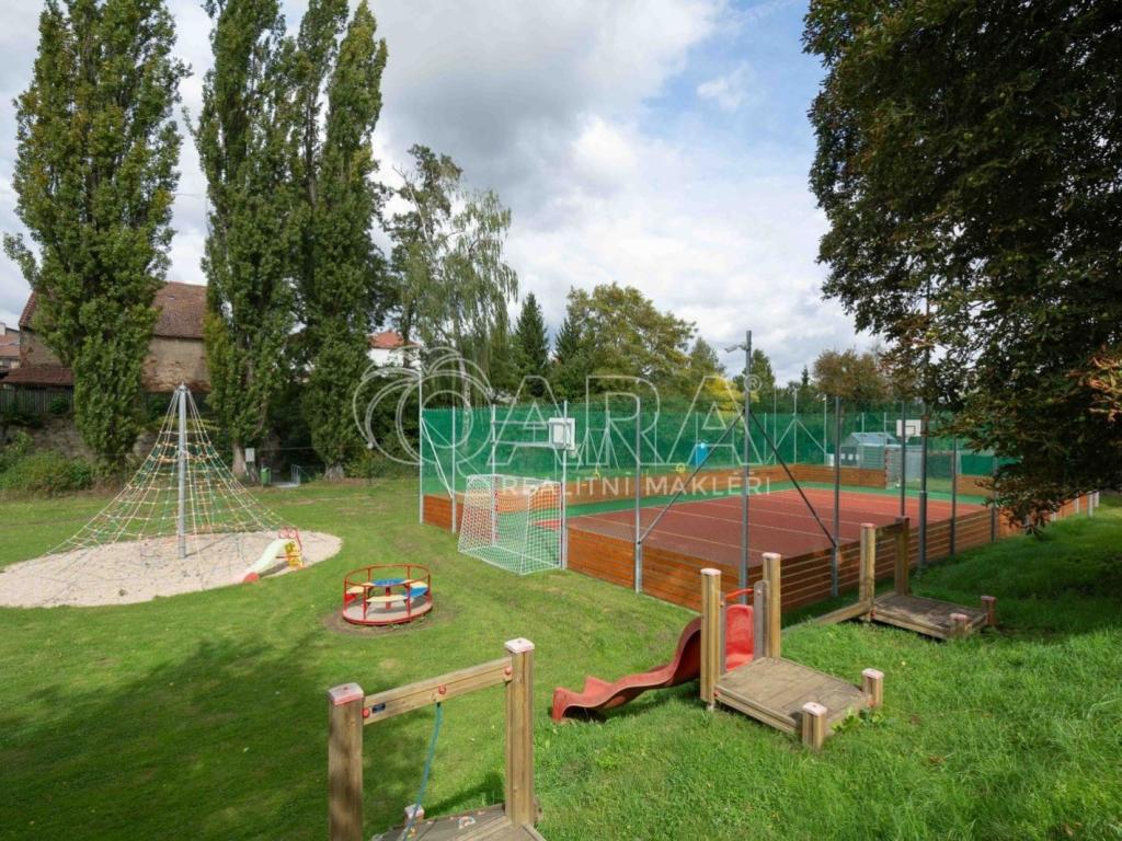 Prodej domu 200 m2, Zápy – náhled fotky 28