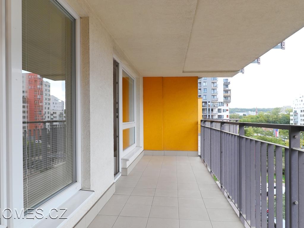 Pronájem bytu 2+kk 56 m2