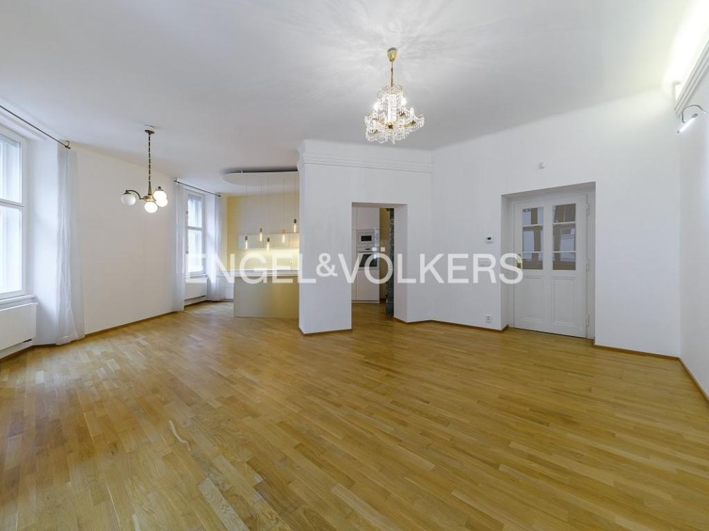 Pronájem bytu 3+kk 137 m2
