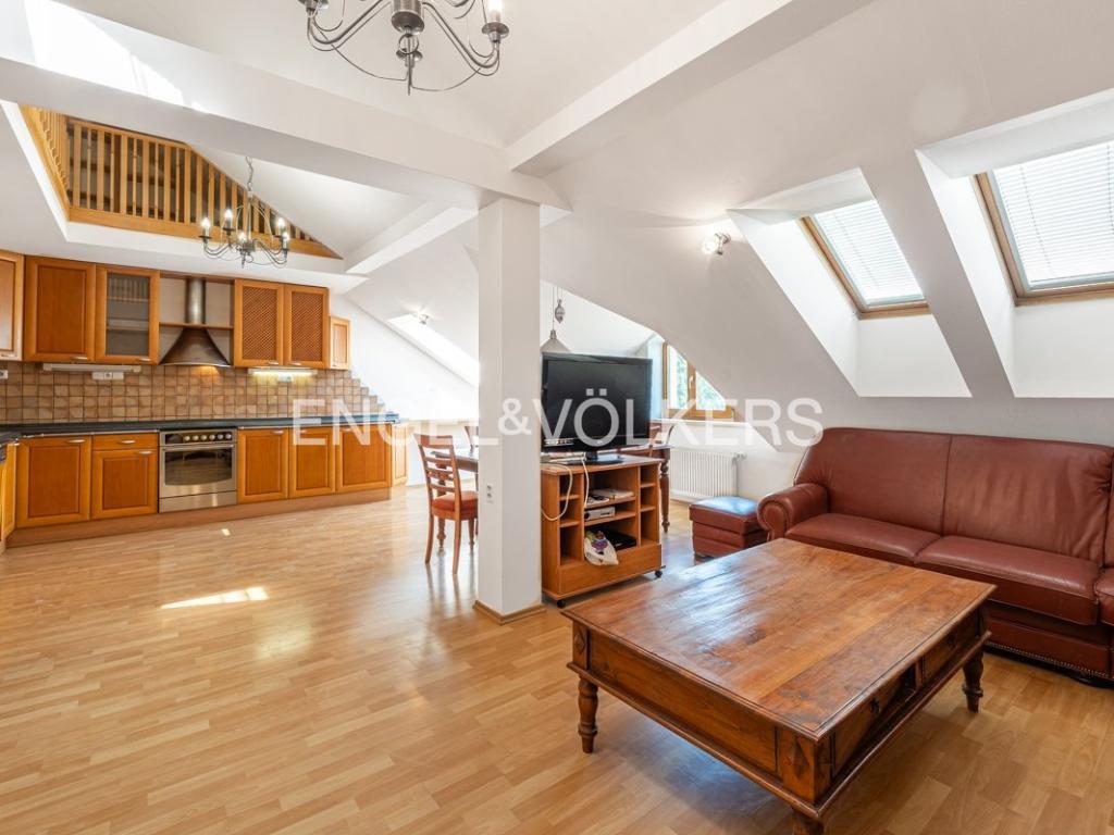 Pronájem bytu 4+kk 173 m2