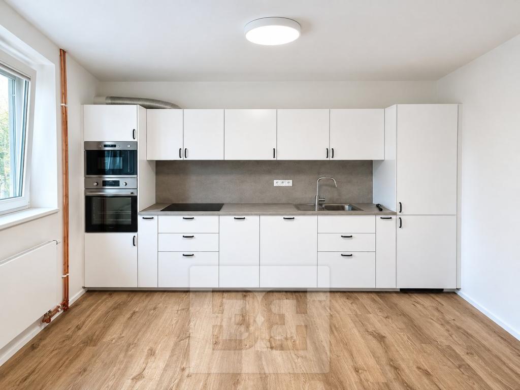Pronájem bytu 2+1 76 m2