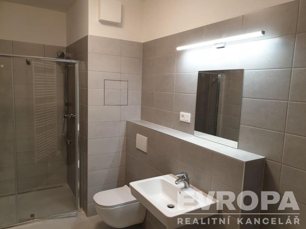 Pronájem bytu 2+kk 60 m2