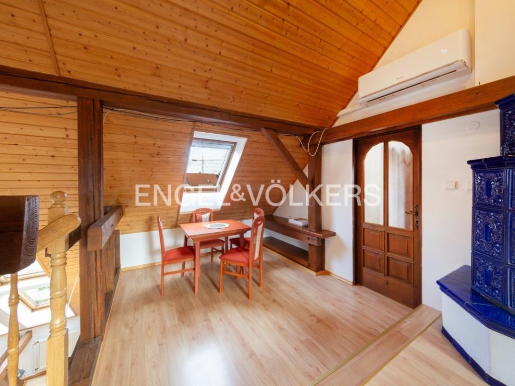 Pronájem bytu 1+1 70 m2