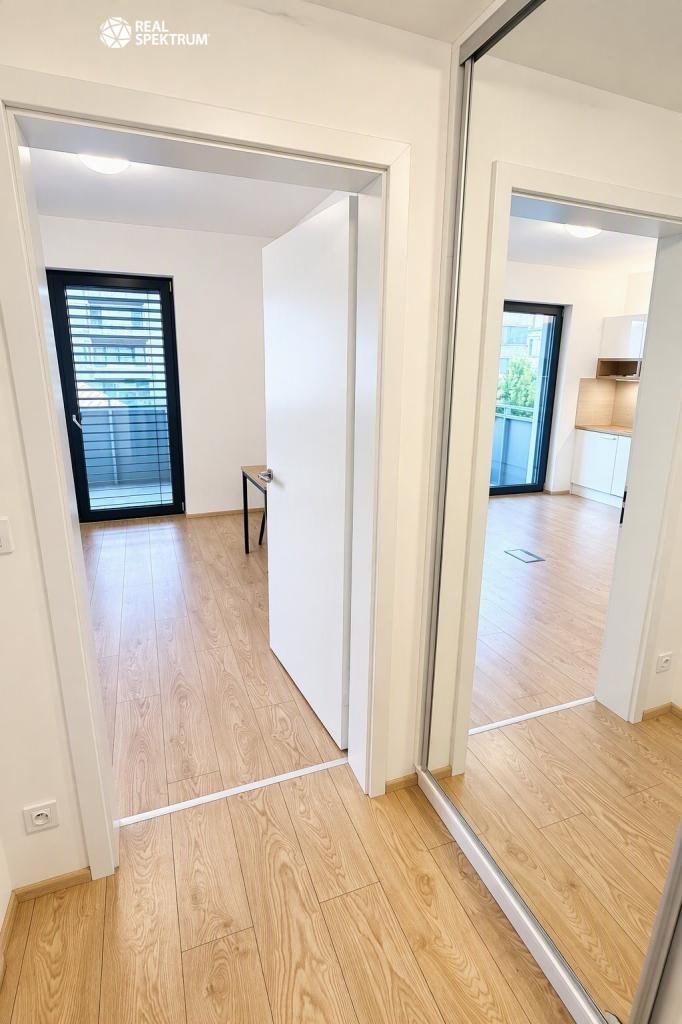 Pronájem bytu 1+kk 27 m2, Brno – náhled fotky 9