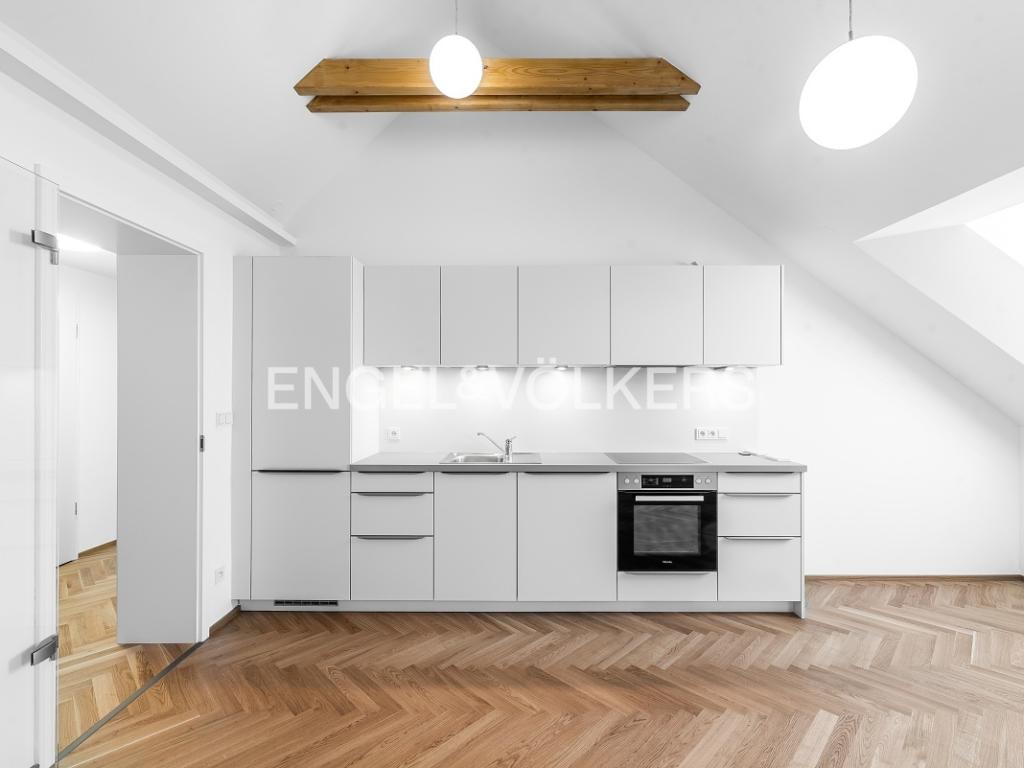 Pronájem bytu 3+kk 79 m2