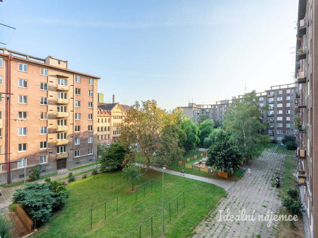 Pronájem bytu 3+1 73 m2, Praha – náhled fotky 15