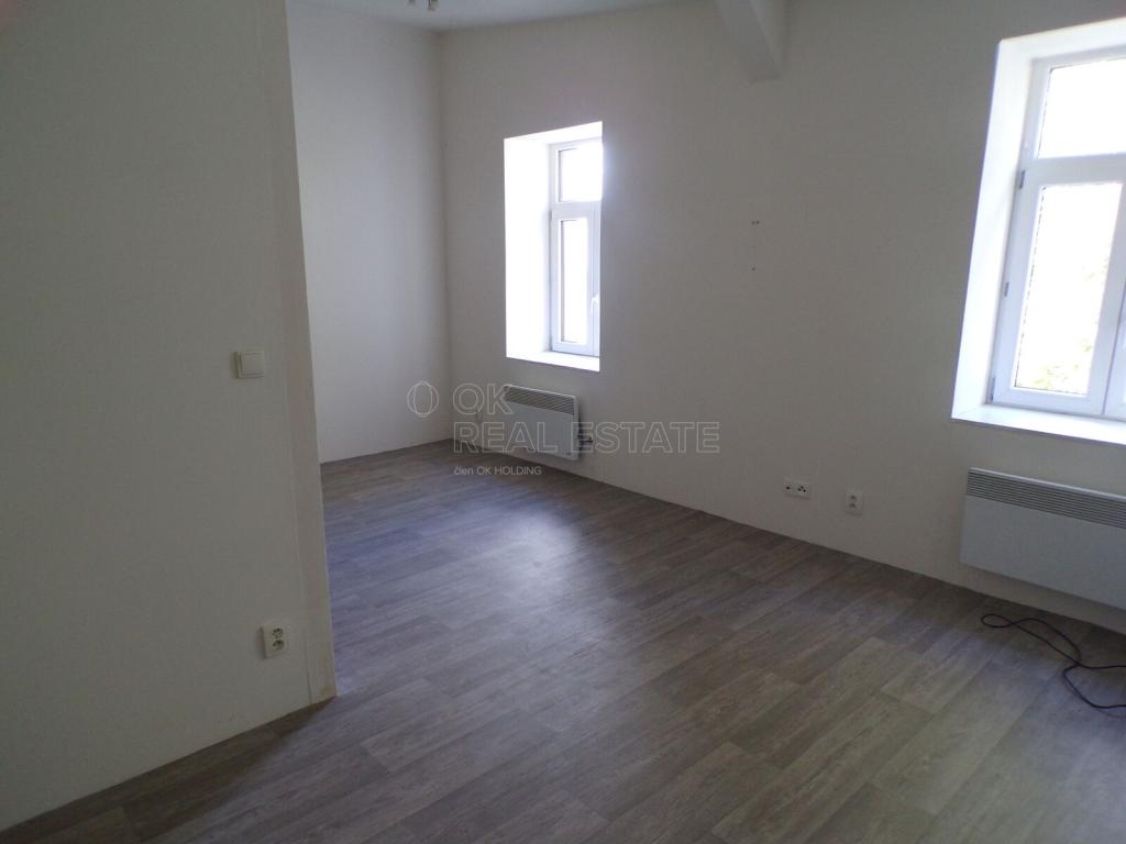 Pronájem bytu 1+kk 30 m2