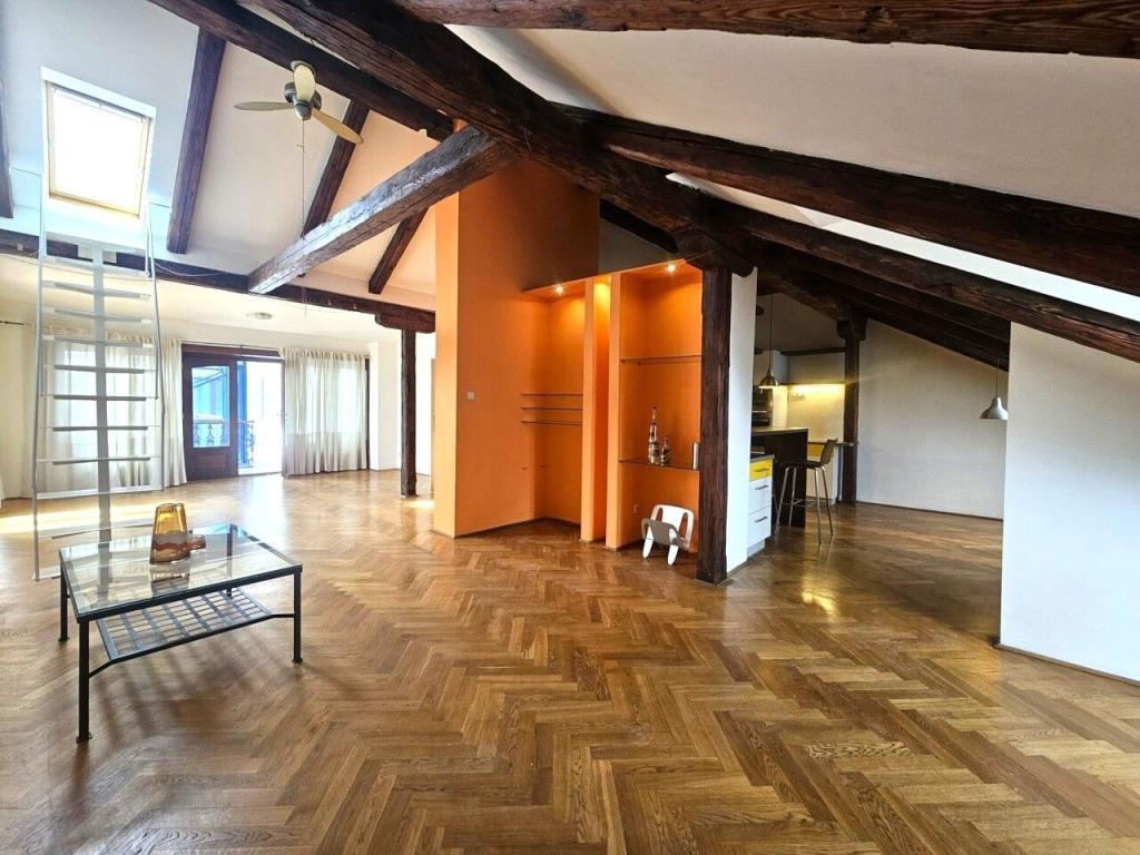 Pronájem bytu 3+1 164 m2