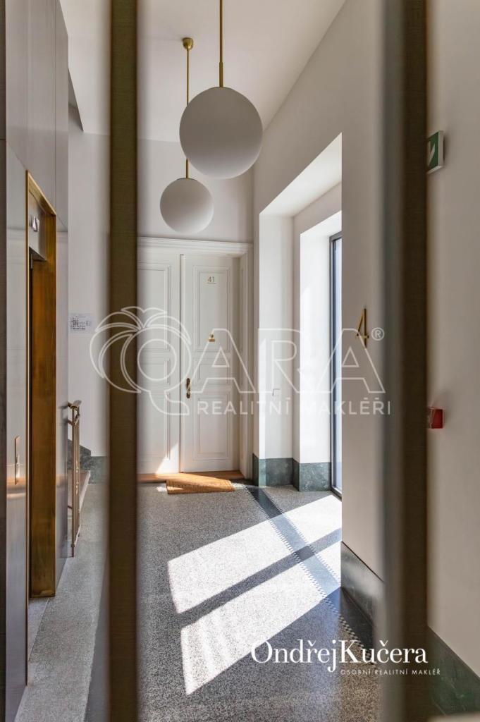 Prodej bytu 2+kk 61 m2, Praha – náhled fotky 18