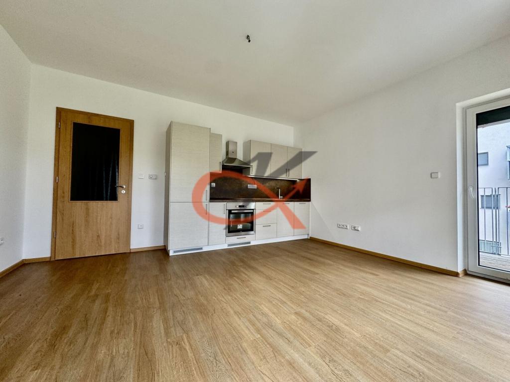Pronájem bytu 1+kk 33 m2