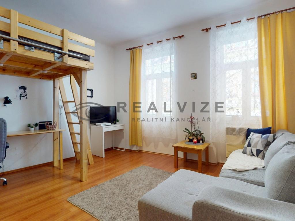 Pronájem bytu 1+1 35 m2