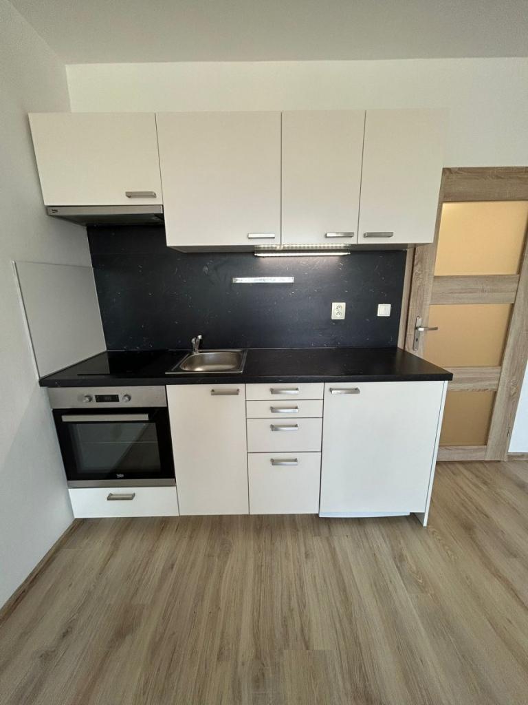 Listing 0