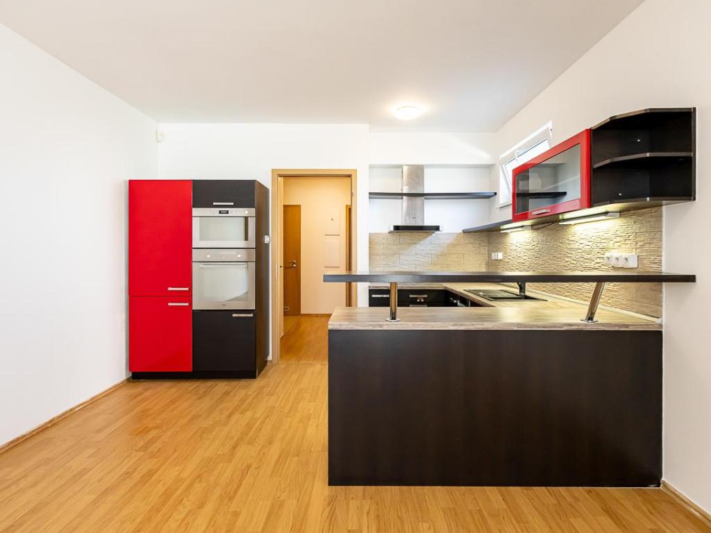 Pronájem bytu 2+kk 56 m2