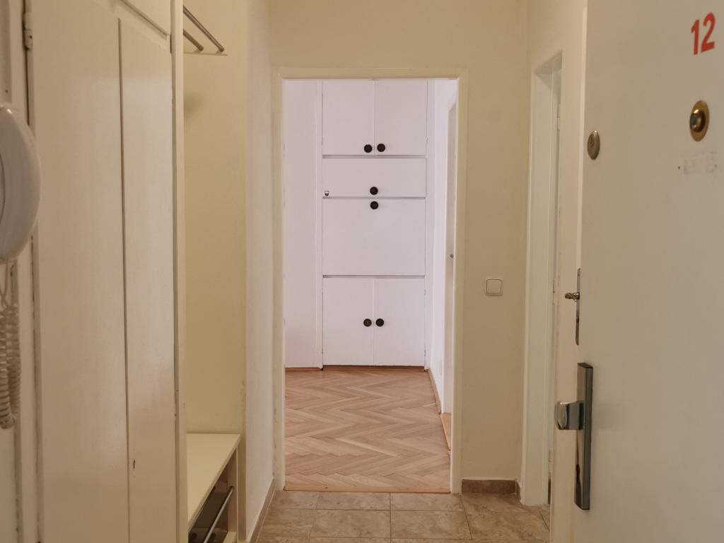 Pronajem bytu 2+1 52 m2