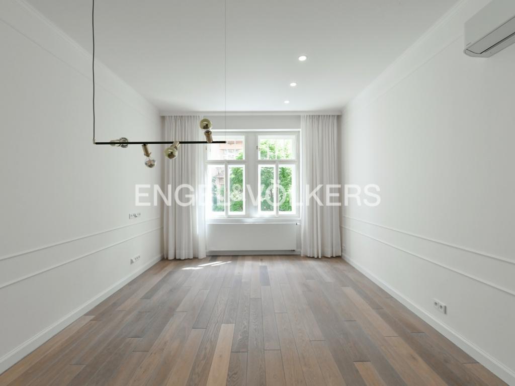 Pronájem bytu 3+kk 92 m2