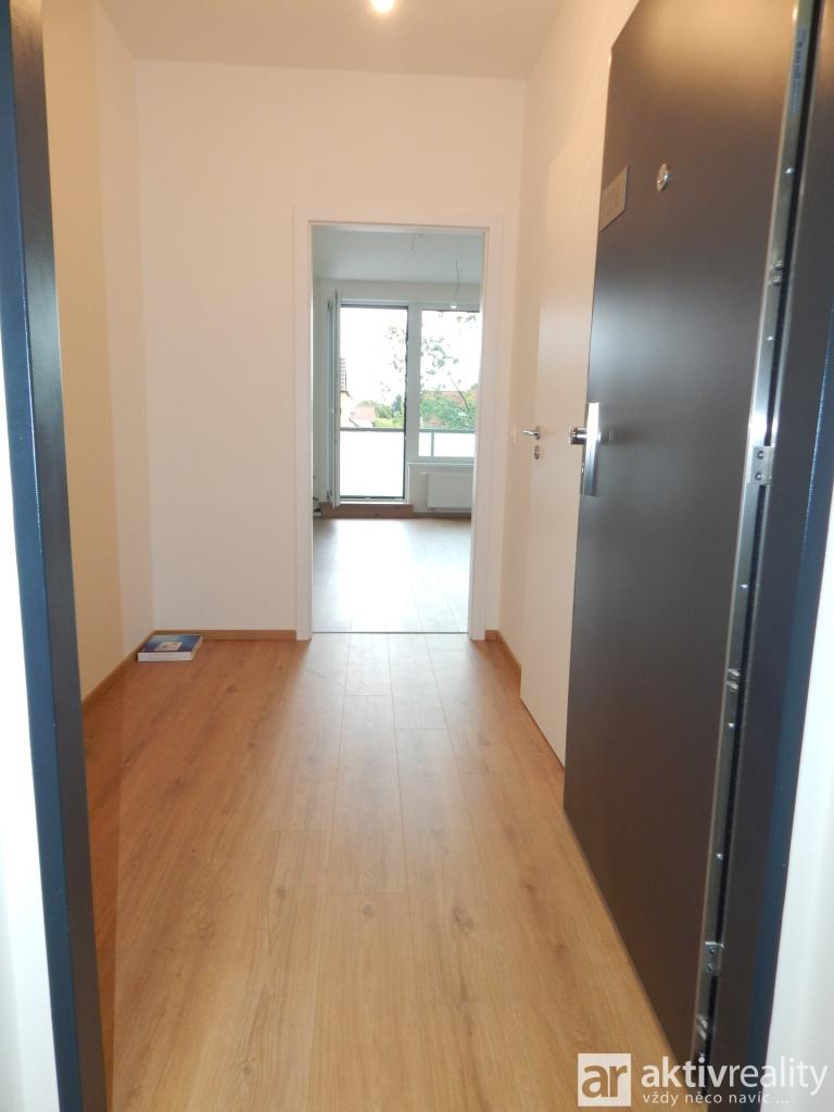Prodej bytu 1+kk 29 m2, Kladno – náhled fotky 13