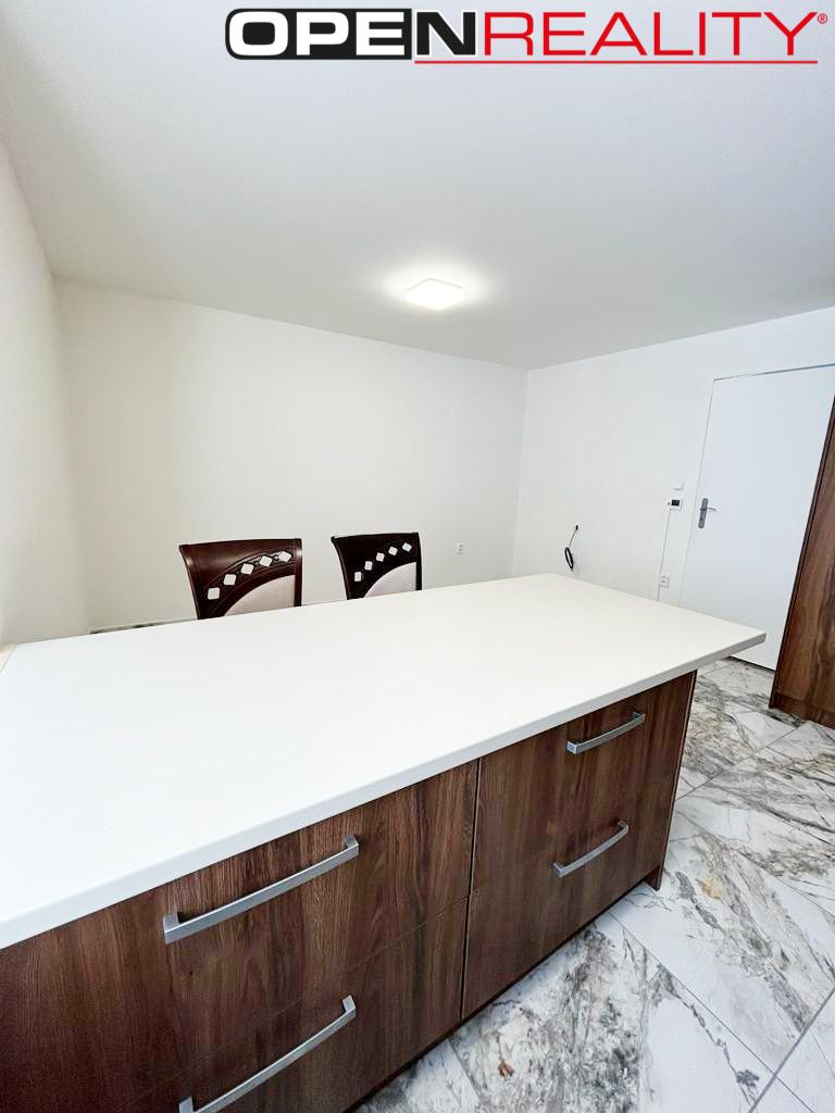Pronájem bytu 2+kk 37 m2