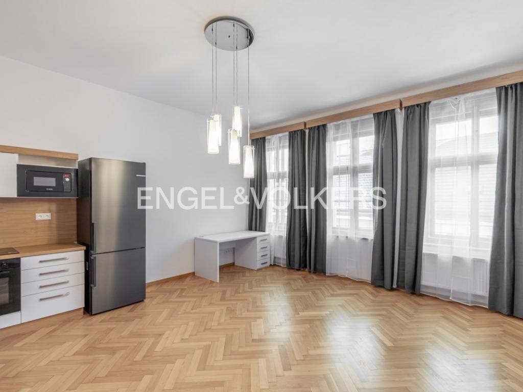 Pronájem bytu 2+kk 63 m2