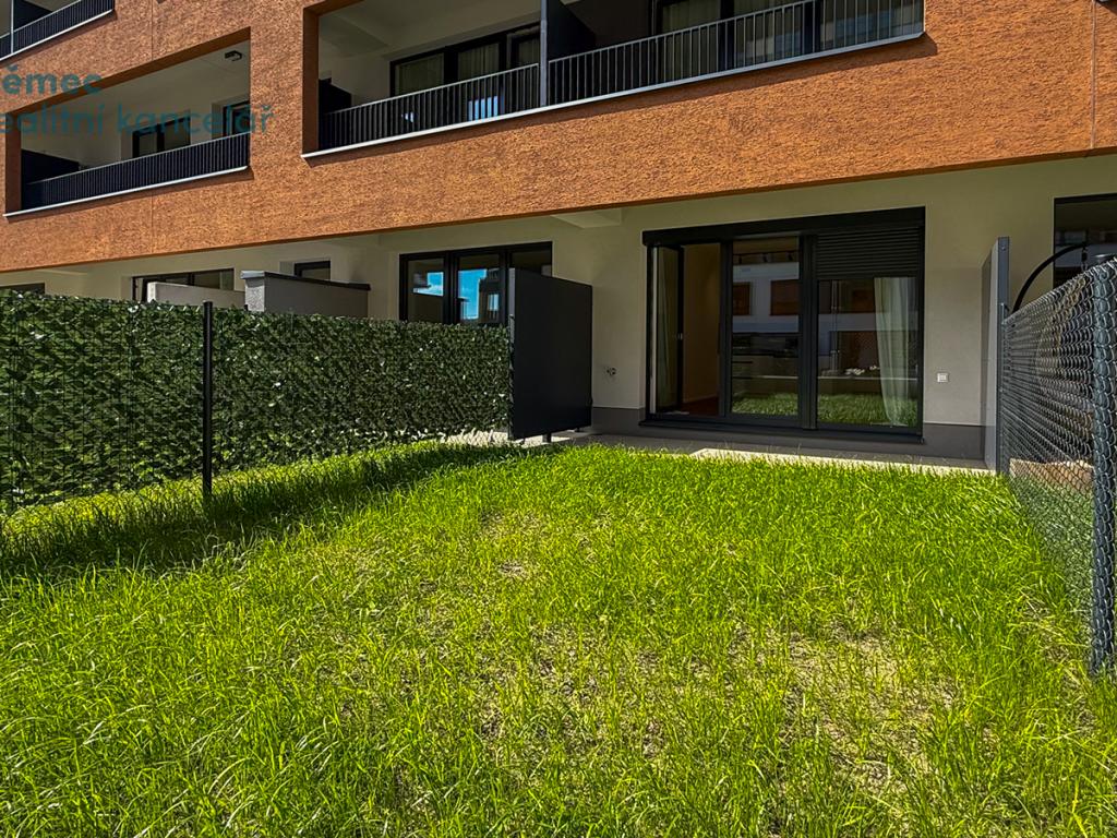 Pronájem bytu 1+kk 39 m2