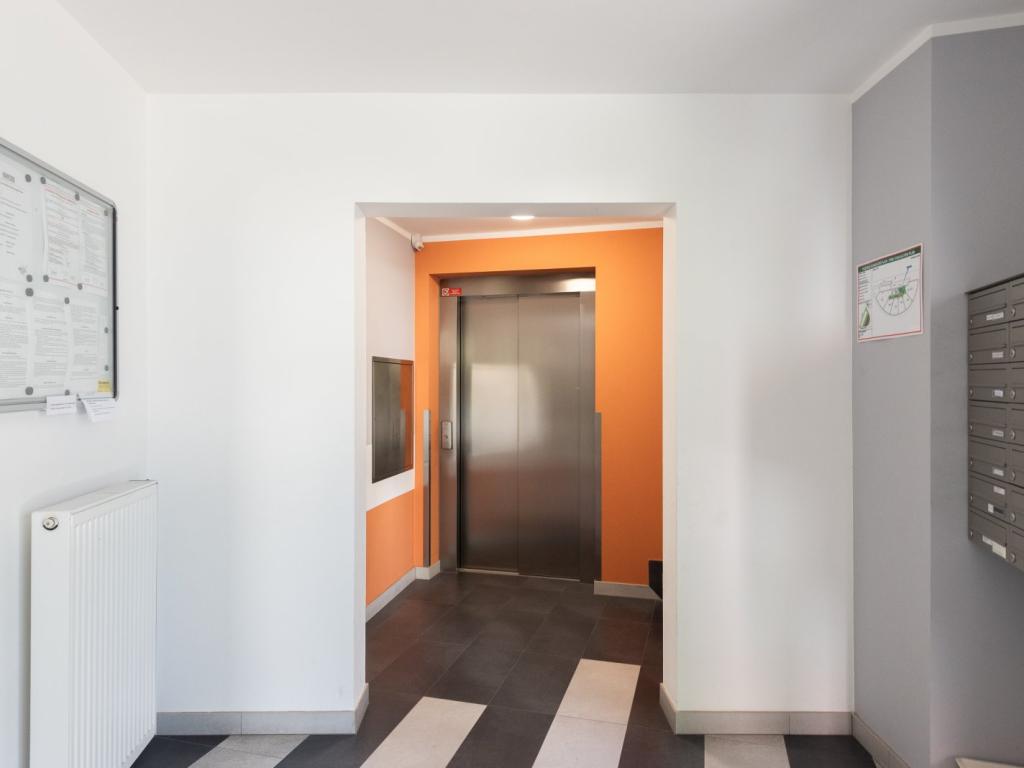 Prodej bytu 2+kk 54 m2, Praha – náhled fotky 15