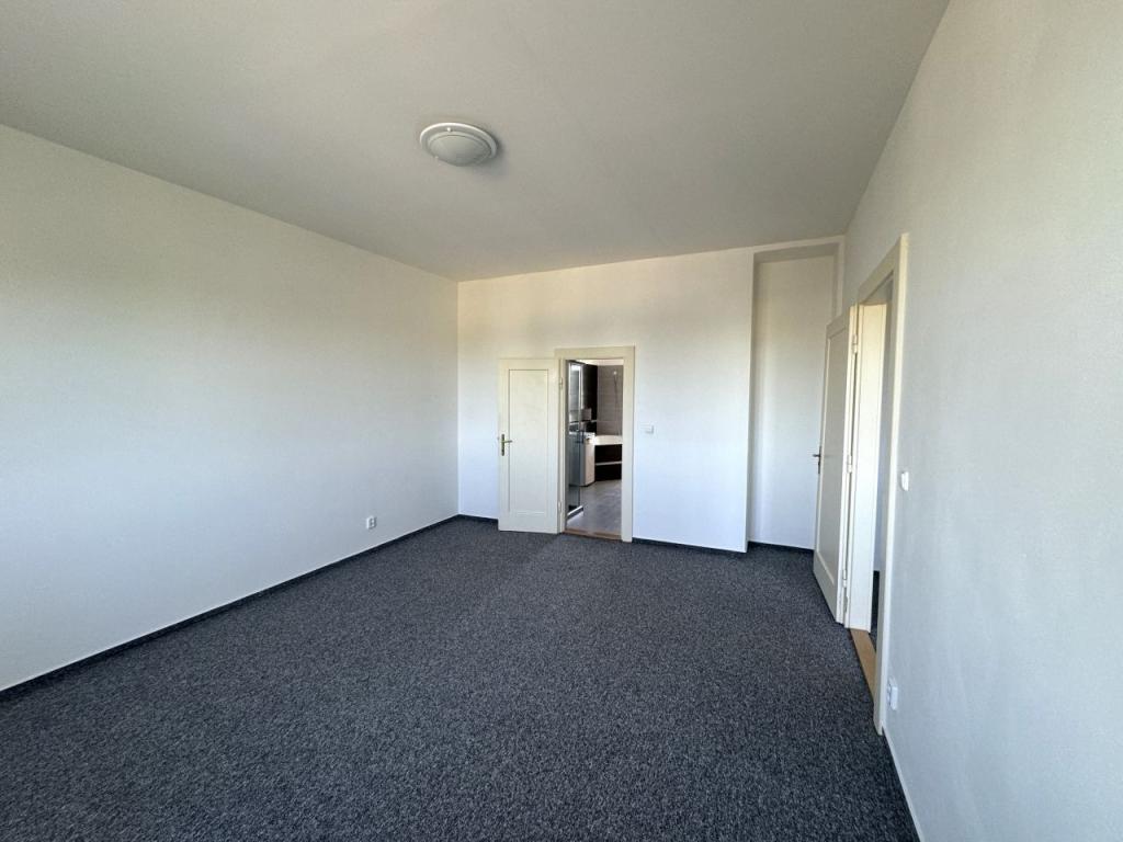 Pronájem bytu 3+1 80 m2, Ostrava – náhled fotky 11