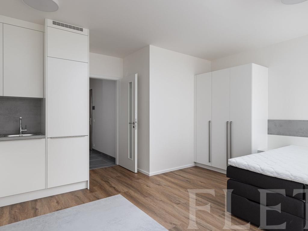 Pronájem bytu 1+kk 35 m2