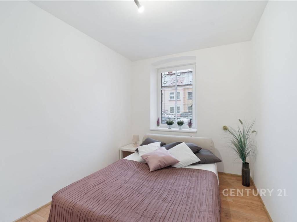 Pronájem bytu 2+1 70 m² - Więcej