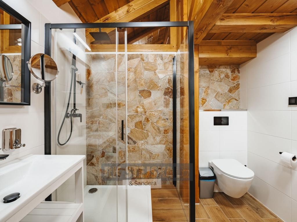 Pronájem bytu 4+kk 116 m2