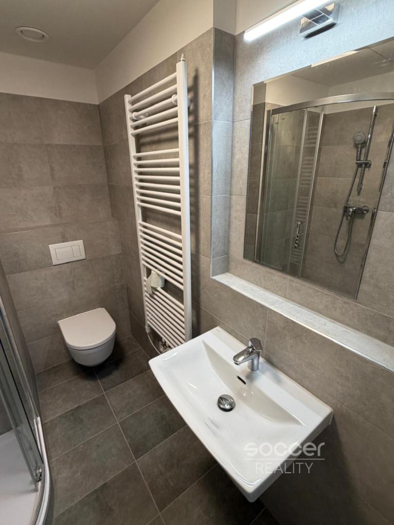 Pronájem bytu 2+kk 52 m2, Praha – náhled fotky 8