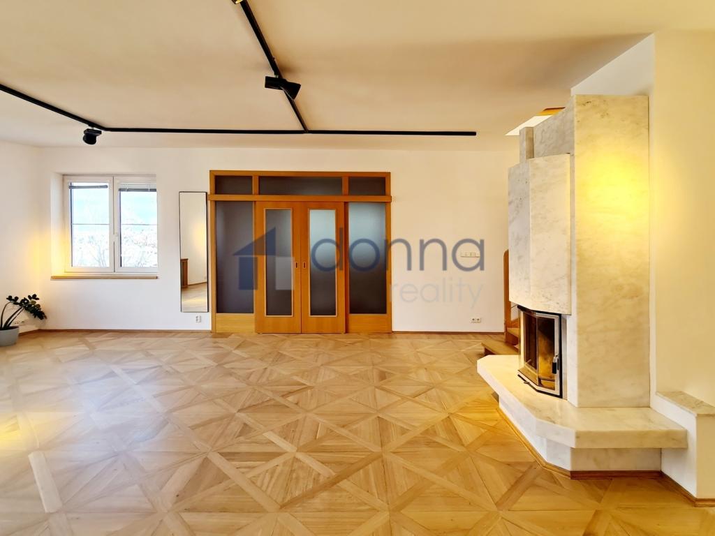 Pronájem domu 839 m2