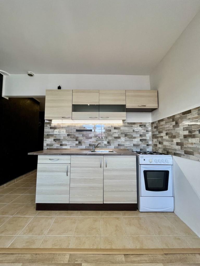 Pronájem bytu 1+1 31 m2